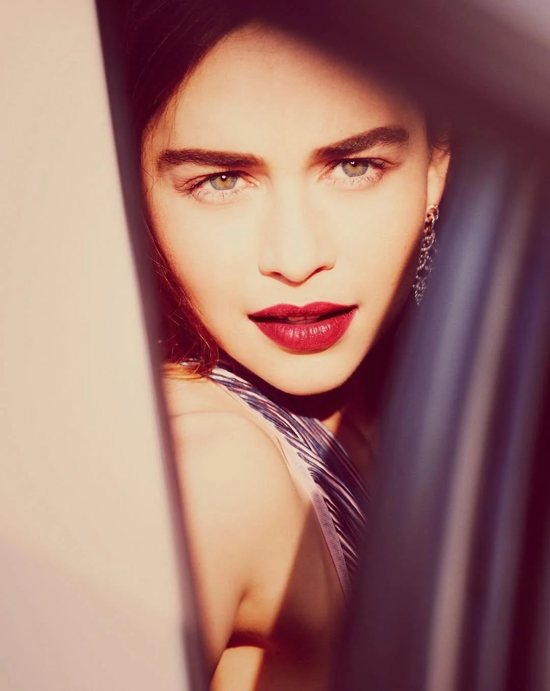 Emilia Clarke picture 1 of 1