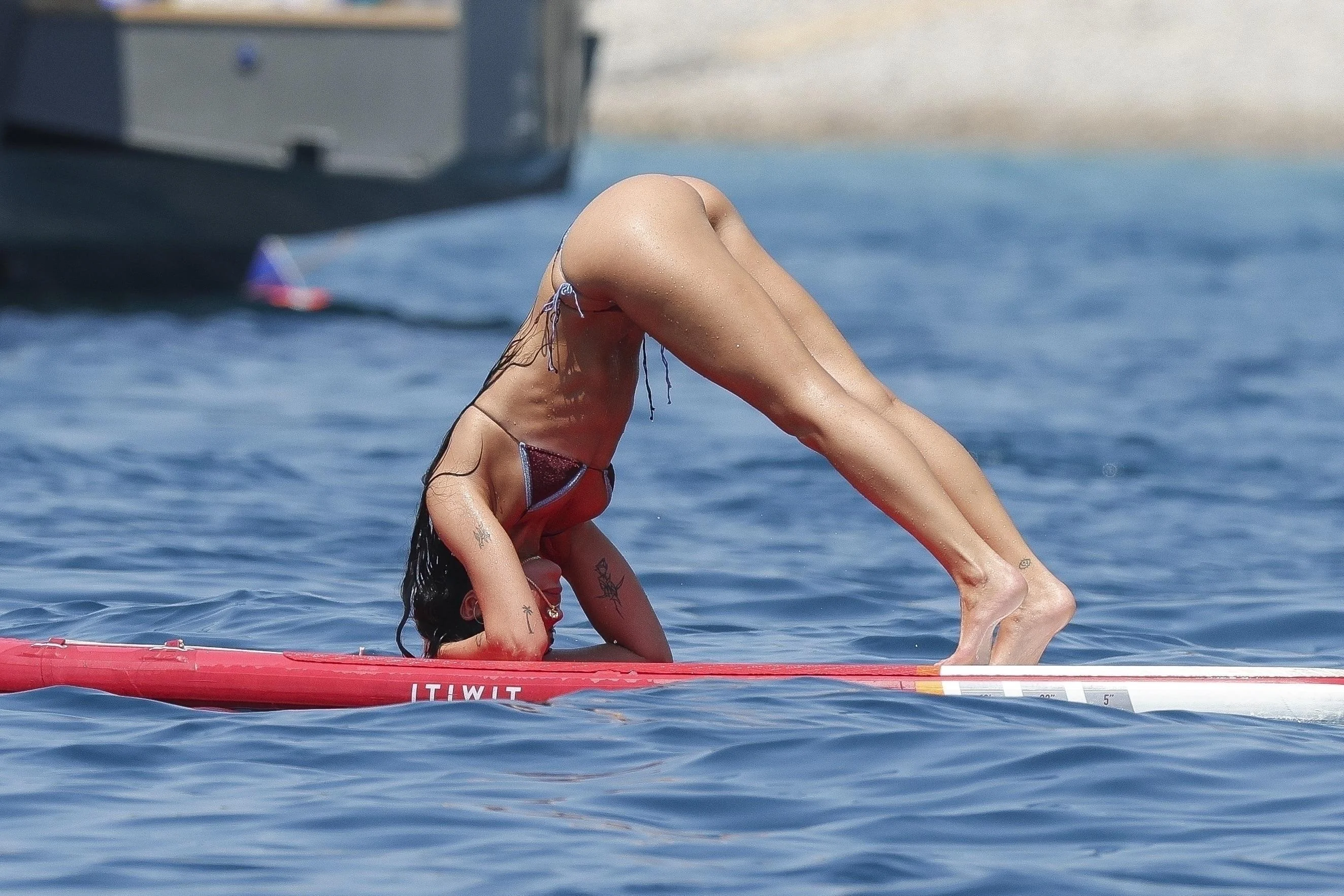 Dua Lipa picture 10 of 10