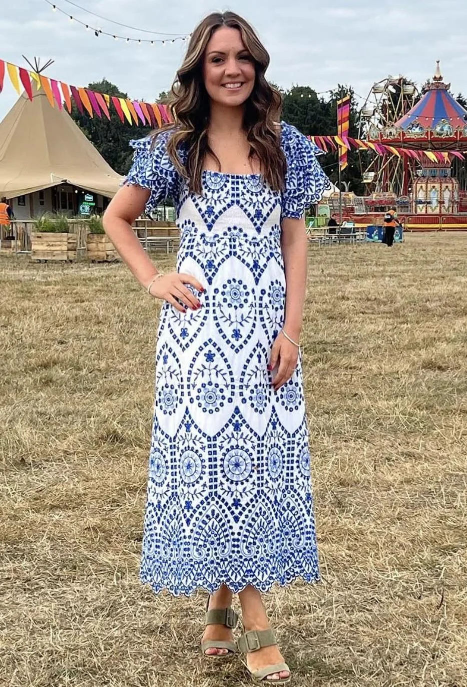 Laura Tobin picture 1 of 1