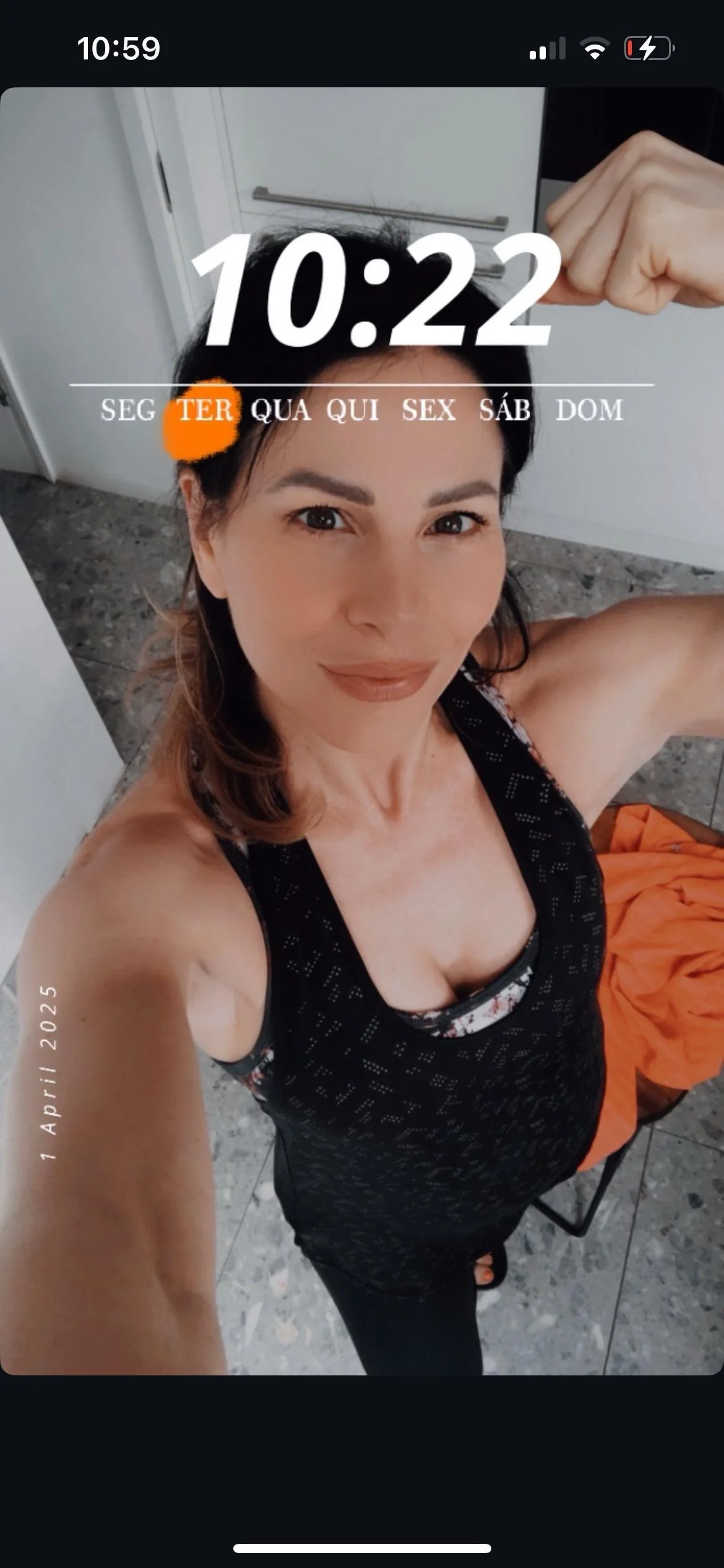 Lucrezia Millarini in gym gear is always a sight for sore eyes 😍 picture 1 of 5