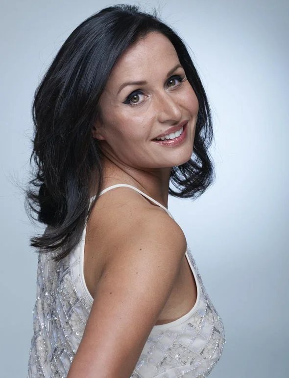 Nina Hossain picture 3 of 4