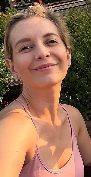 Rachel Riley'