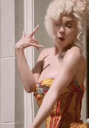 Marina Diamandis ( Marina and the Diamonds)'