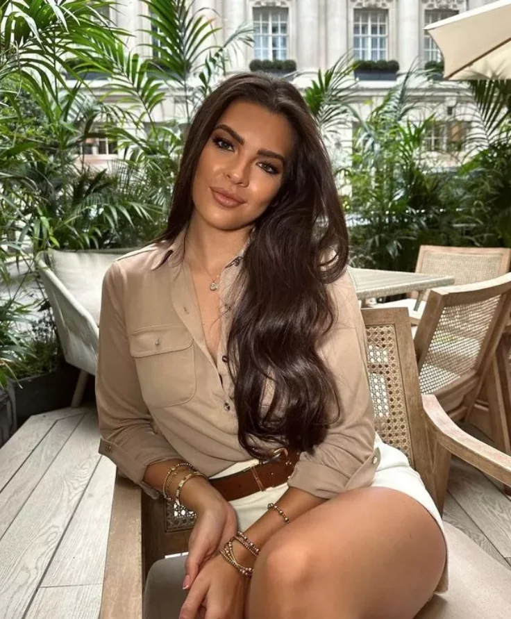 Gemma Owen picture 1 of 1