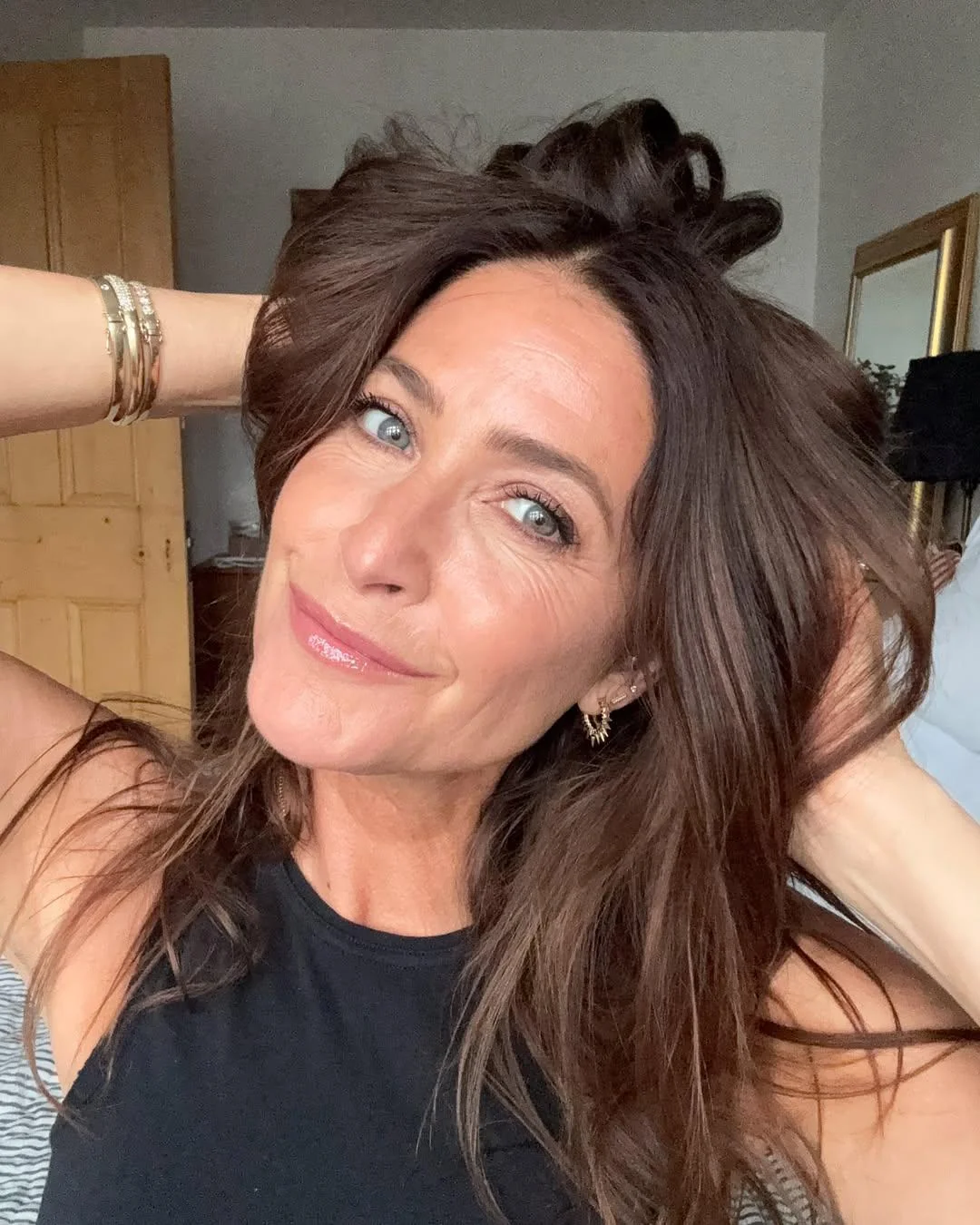 Lisa Snowdon picture 2 of 4