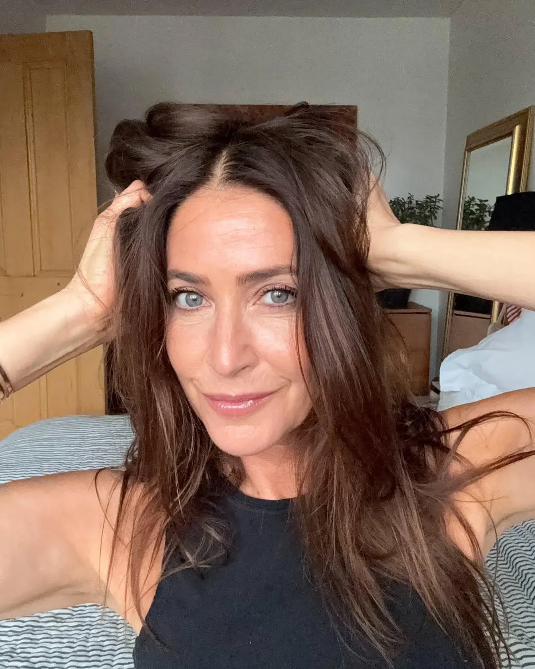 Lisa Snowdon picture 4 of 4