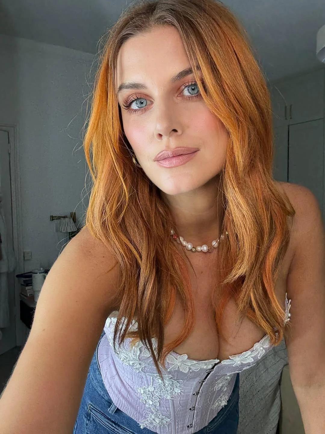 Ashley James picture 4 of 5