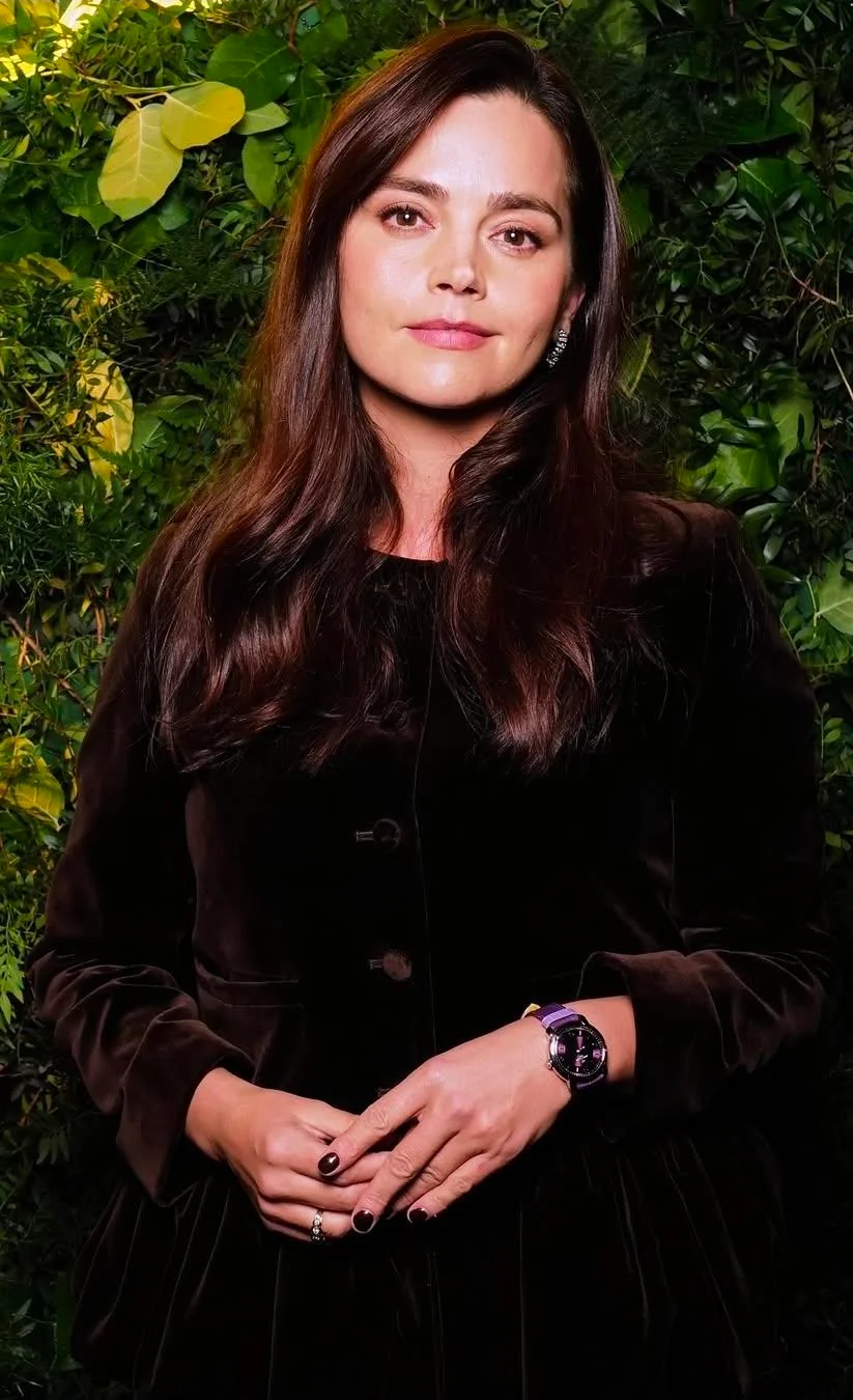 Jenna Coleman picture 1 of 2