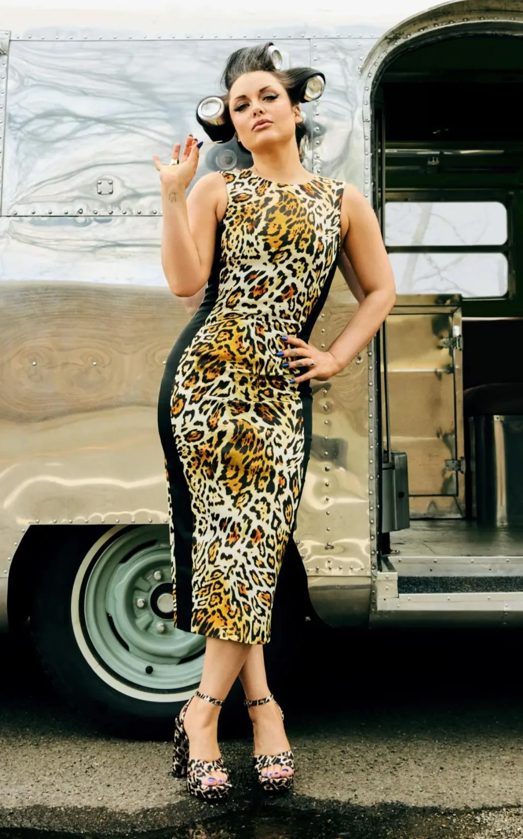 Shona McGarty picture 1 of 6
