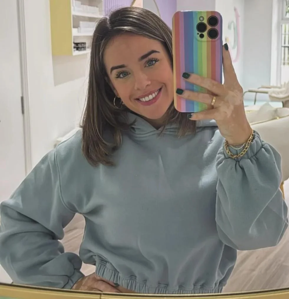 Georgia may foote gorgeous smile picture 1 of 1