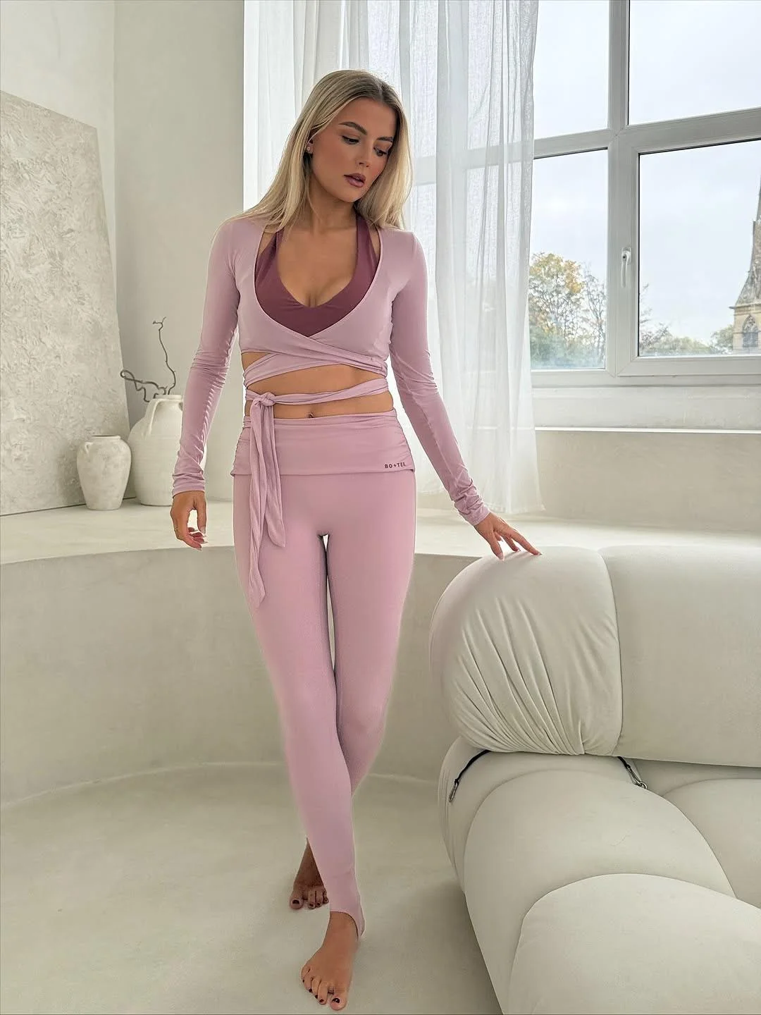 Lucy Fallon picture 4 of 6