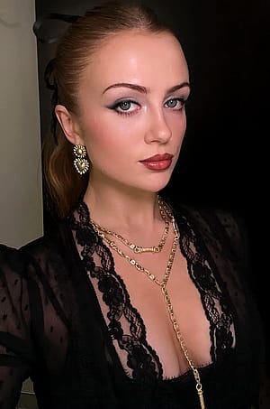 Maisie Smith'
