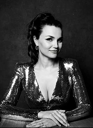 Samantha Barks'
