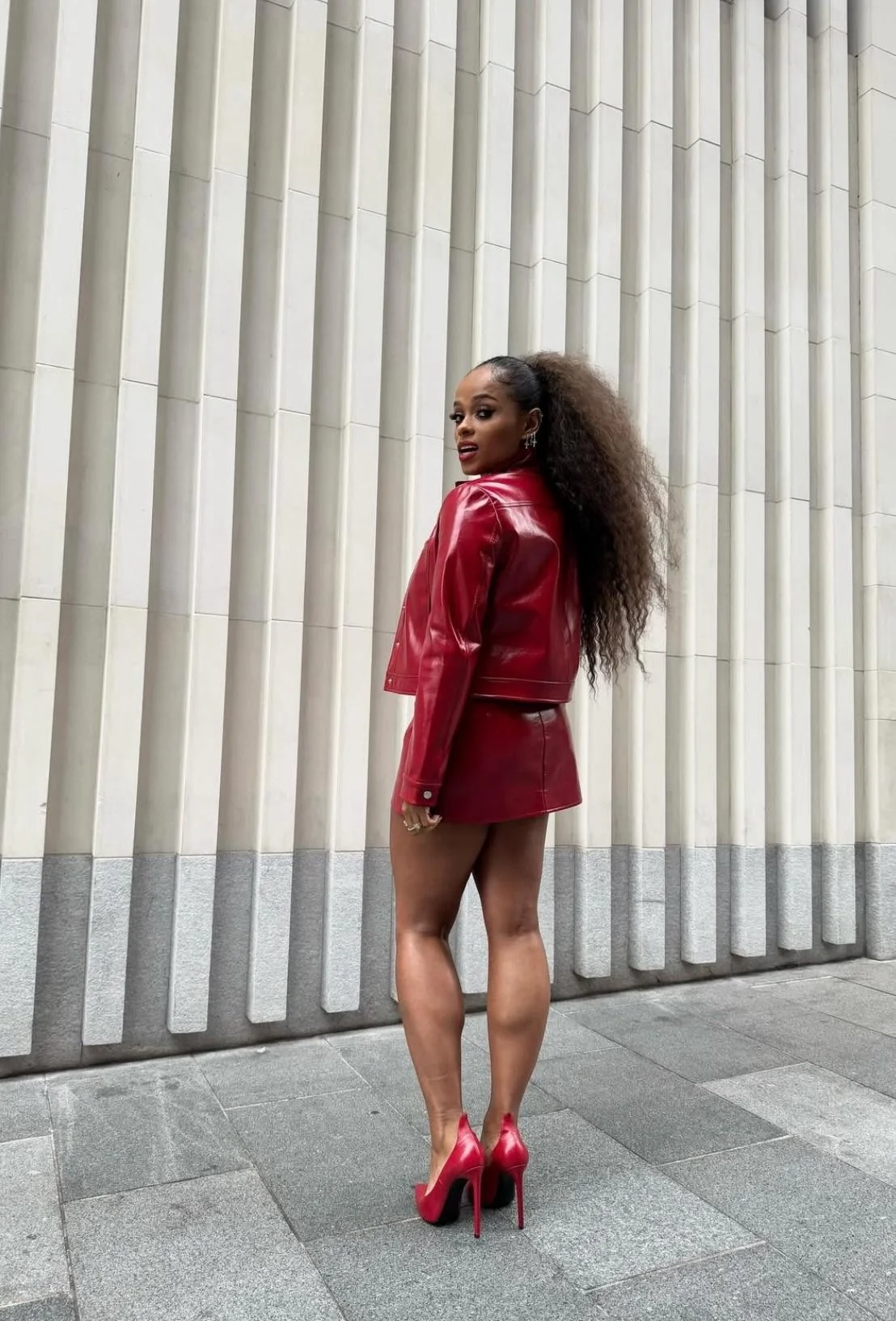 Fleur East picture 1 of 2