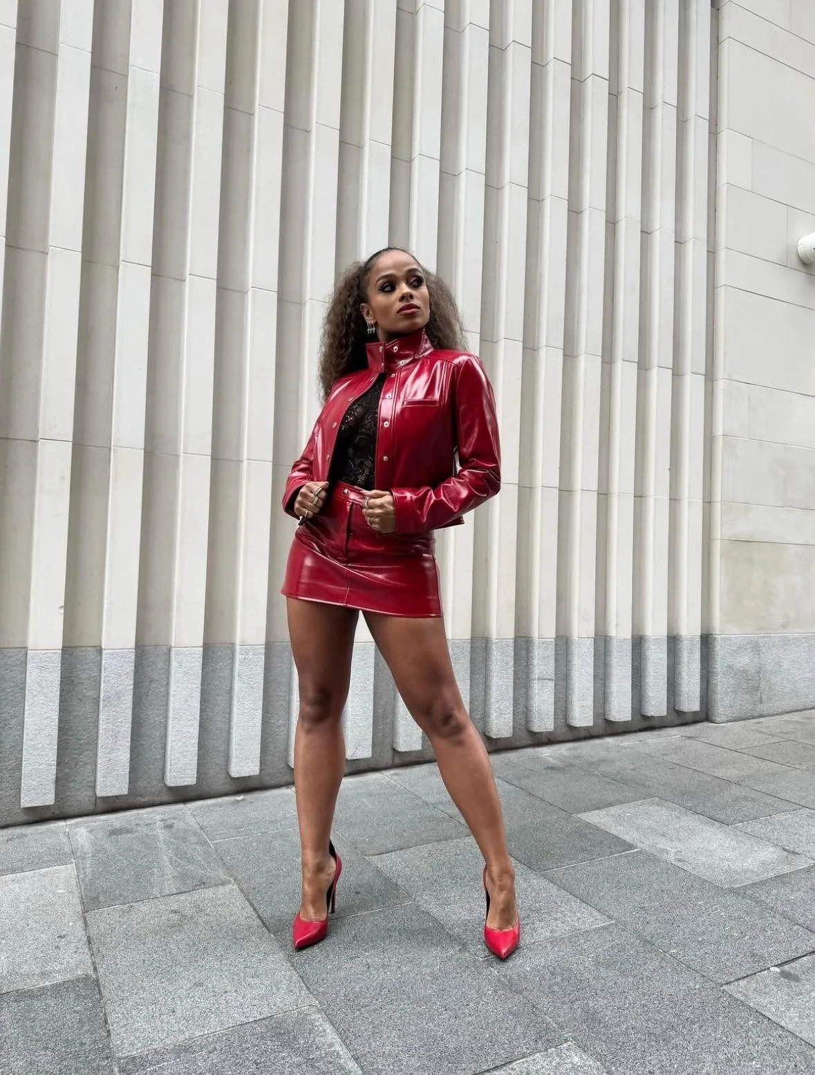 Fleur East picture 2 of 2