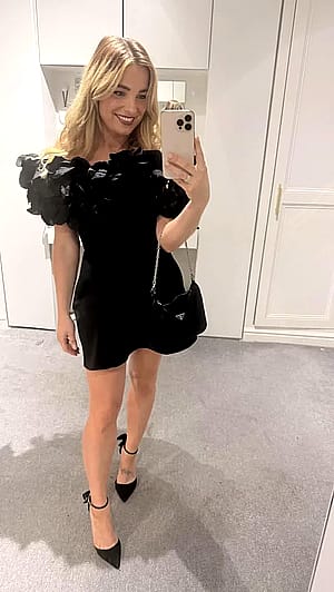 Stunning Sian Welby 🔥🔥'