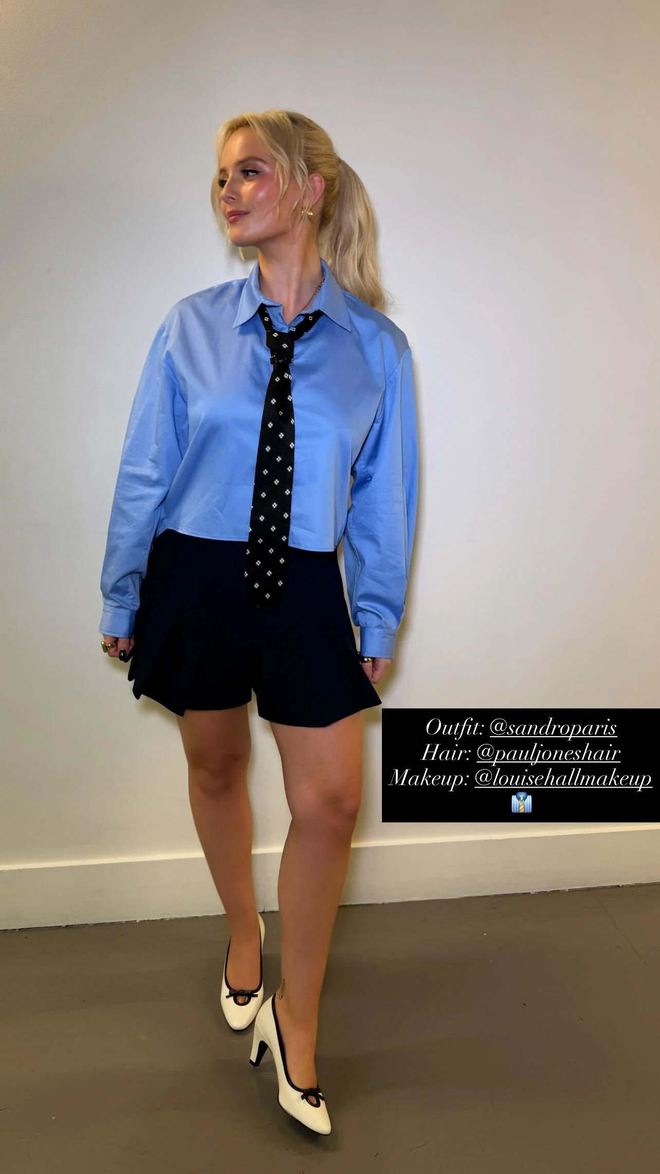 Millie Gibson picture 1 of 1