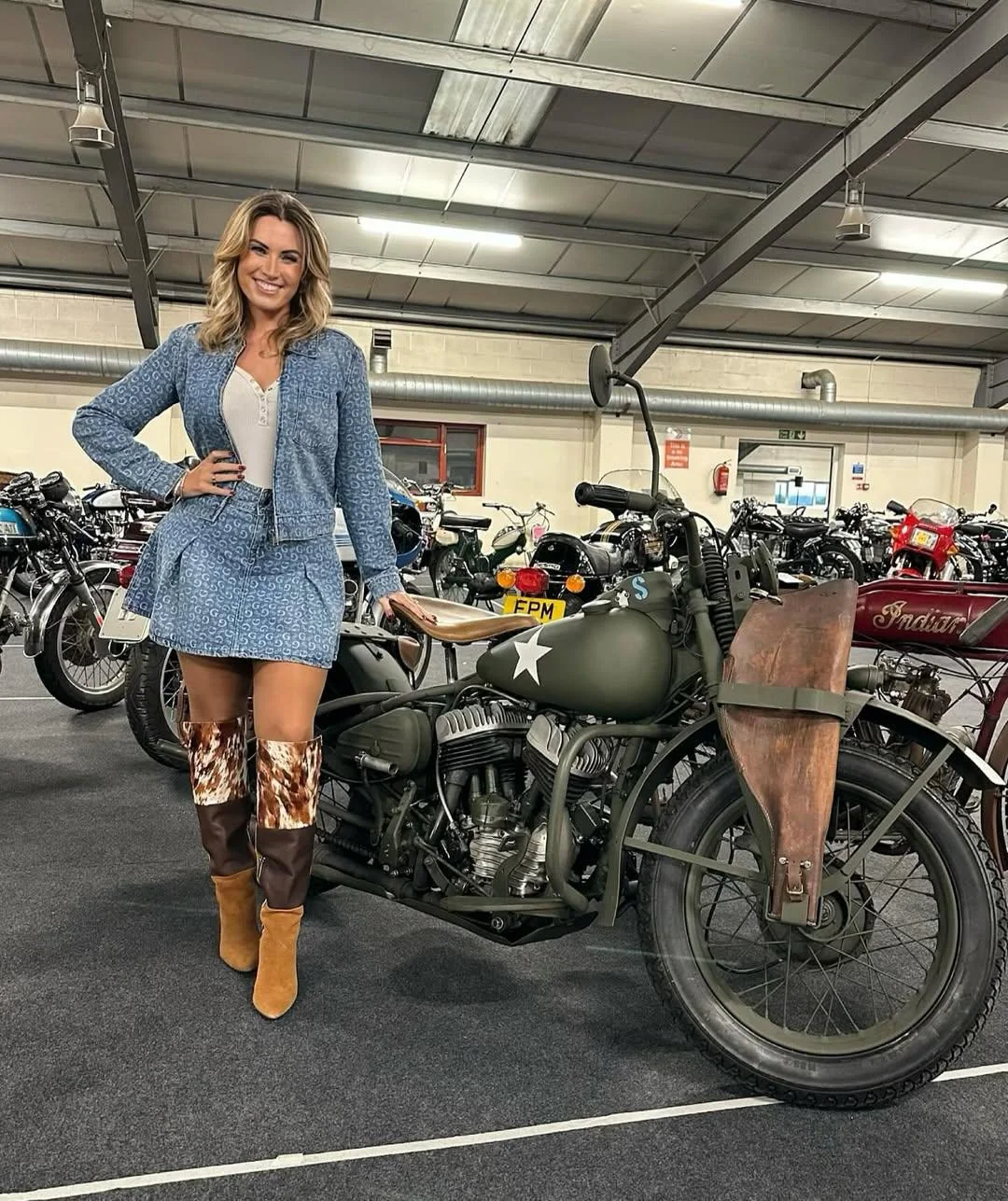 Bee Harford picture 1 of 1