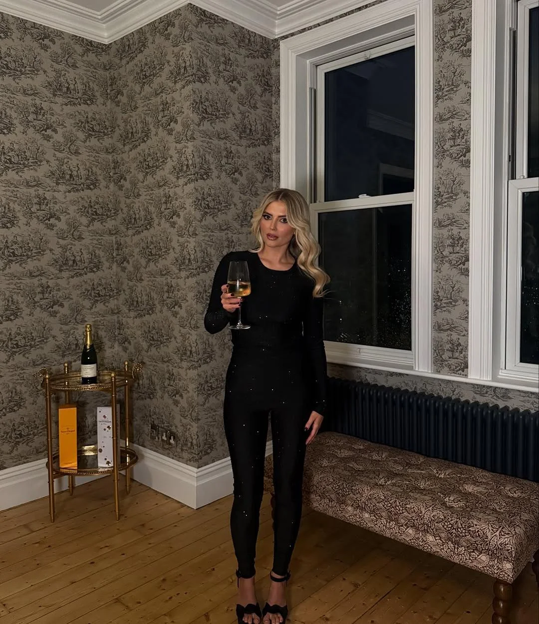 Lucy Fallon picture 1 of 3