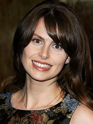 Ellie Taylor'