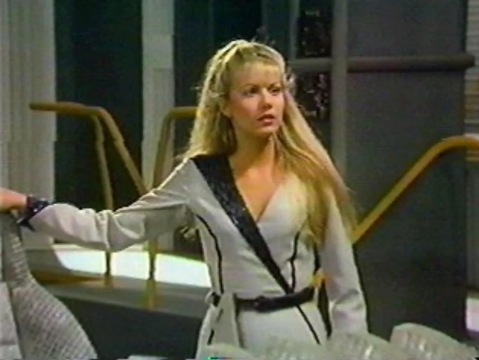 Glynis Barber picture 1 of 1