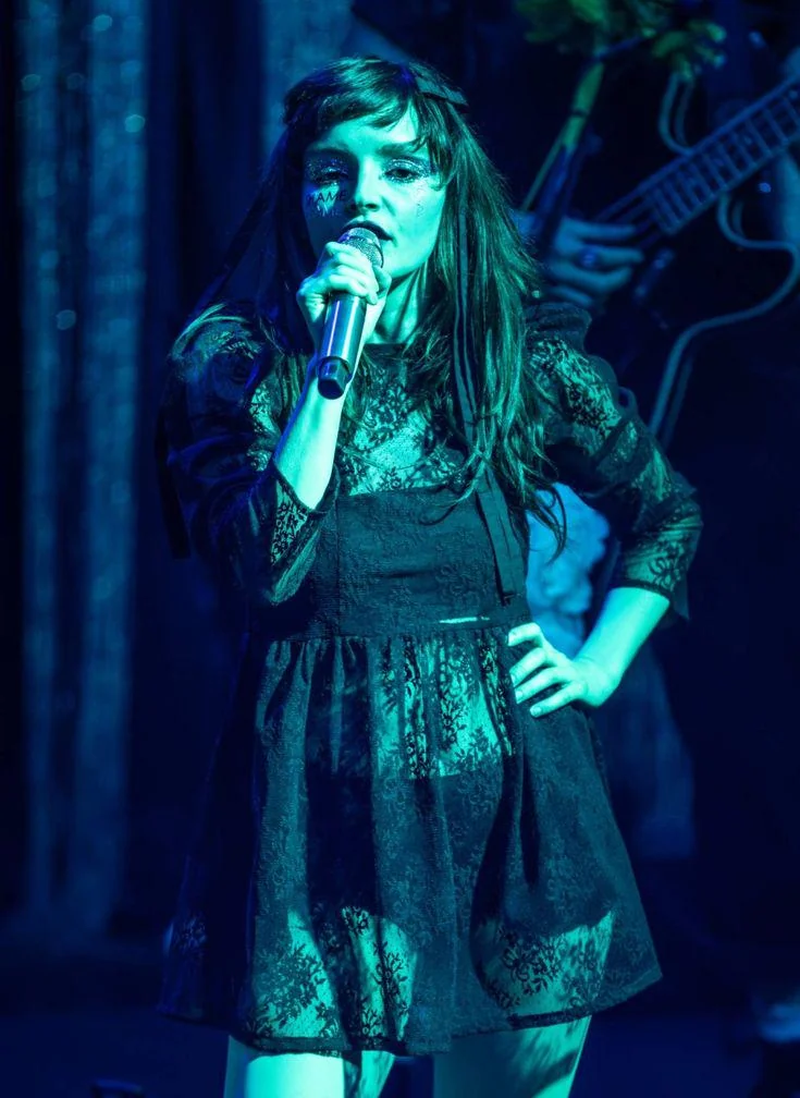 Lauren Mayberry picture 1 of 1