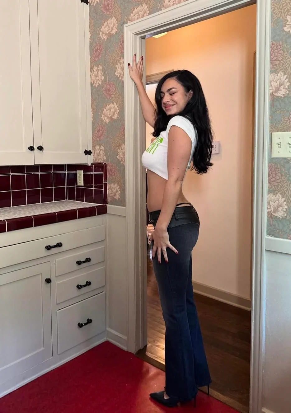 Charli xcx picture 2 of 2