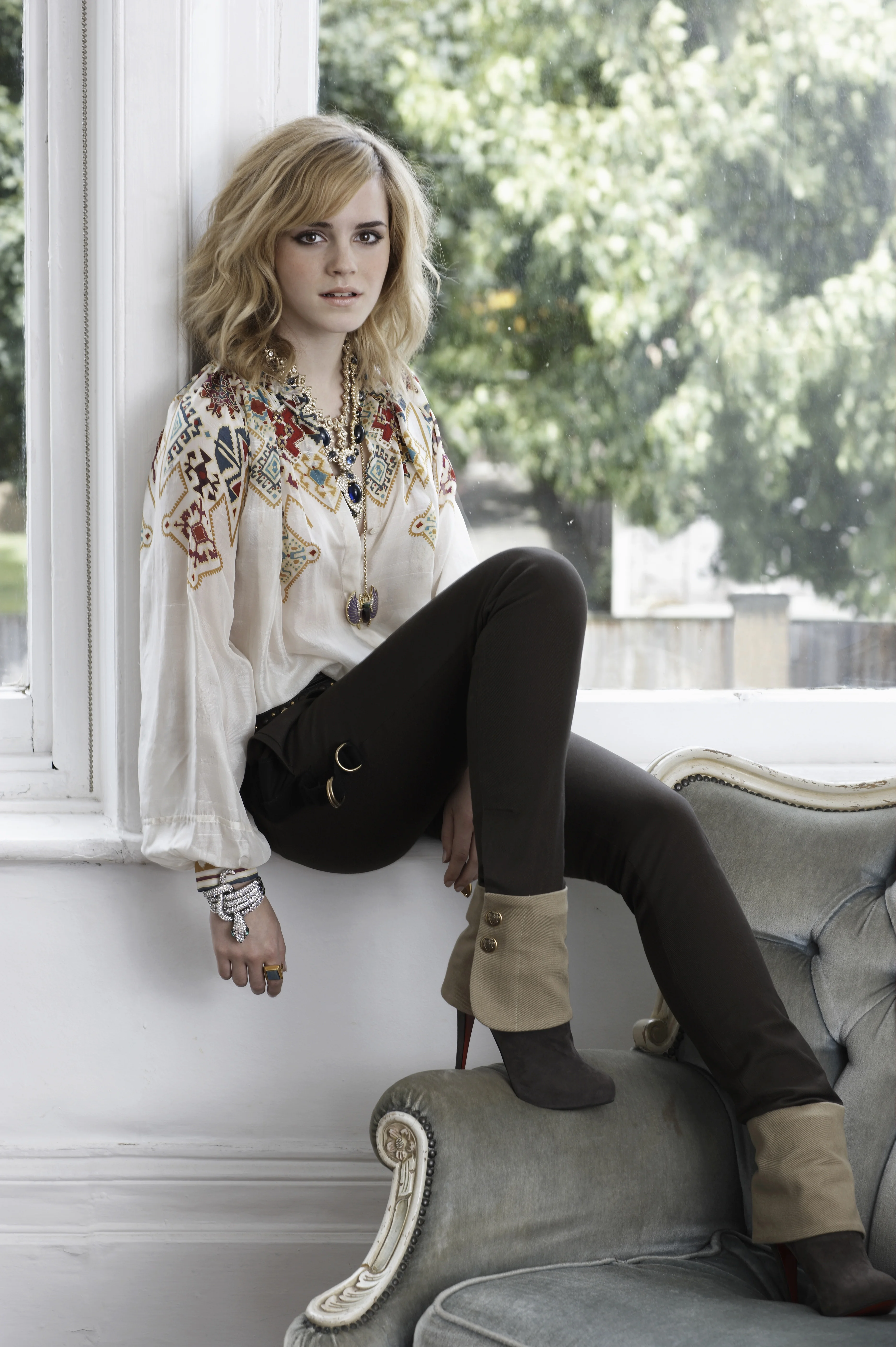 Emma Watson picture 2 of 3