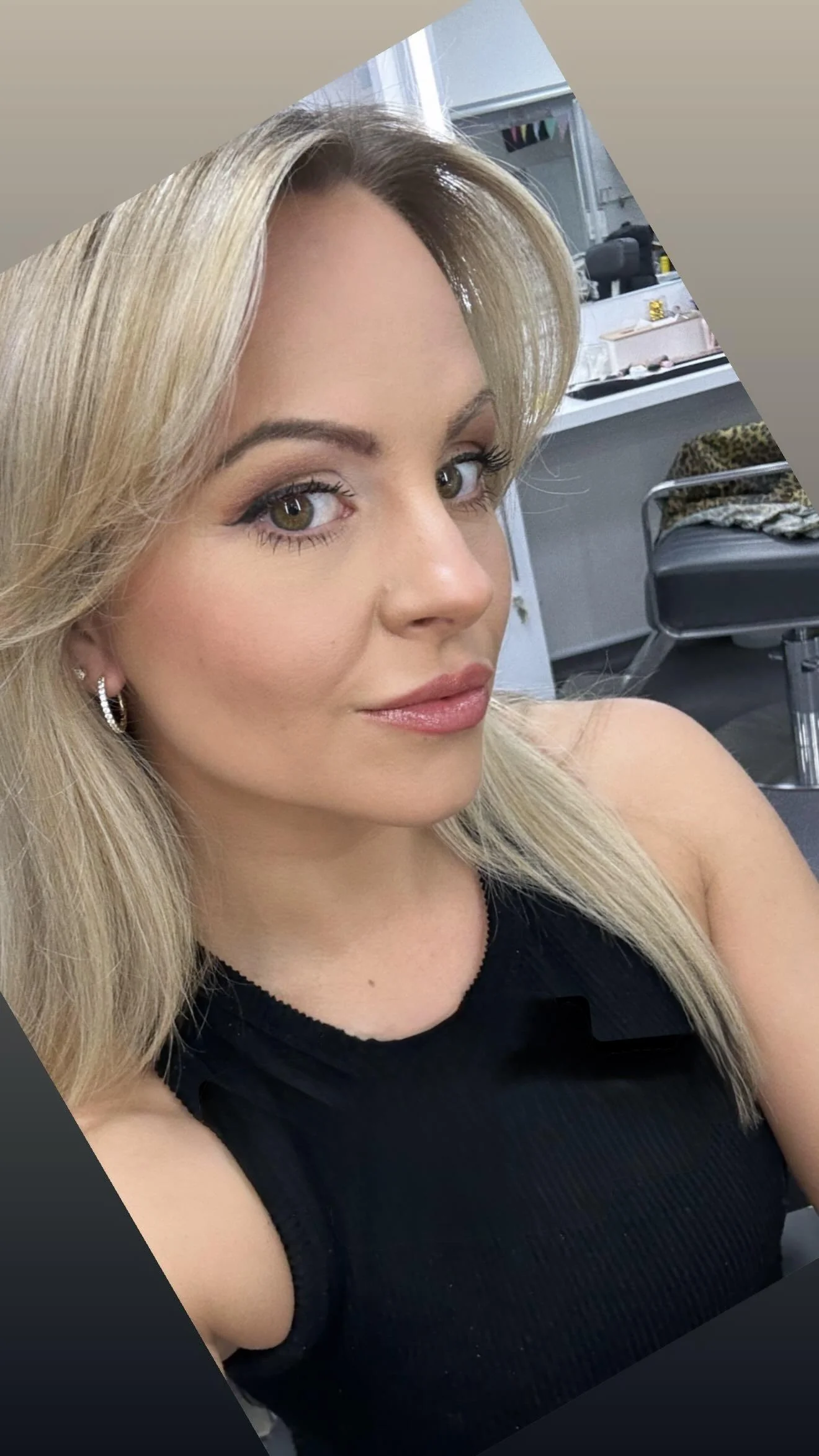 Tina O’Brien picture 1 of 1