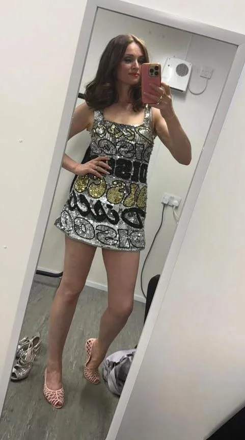 Sophieellisbextor such a hot artist picture 3 of 6