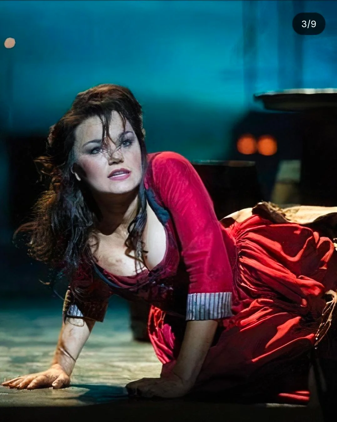 Samantha Barks picture 1 of 3