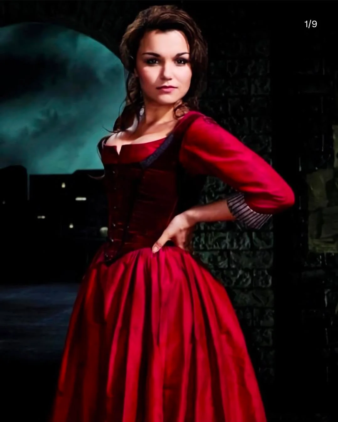 Samantha Barks picture 2 of 3