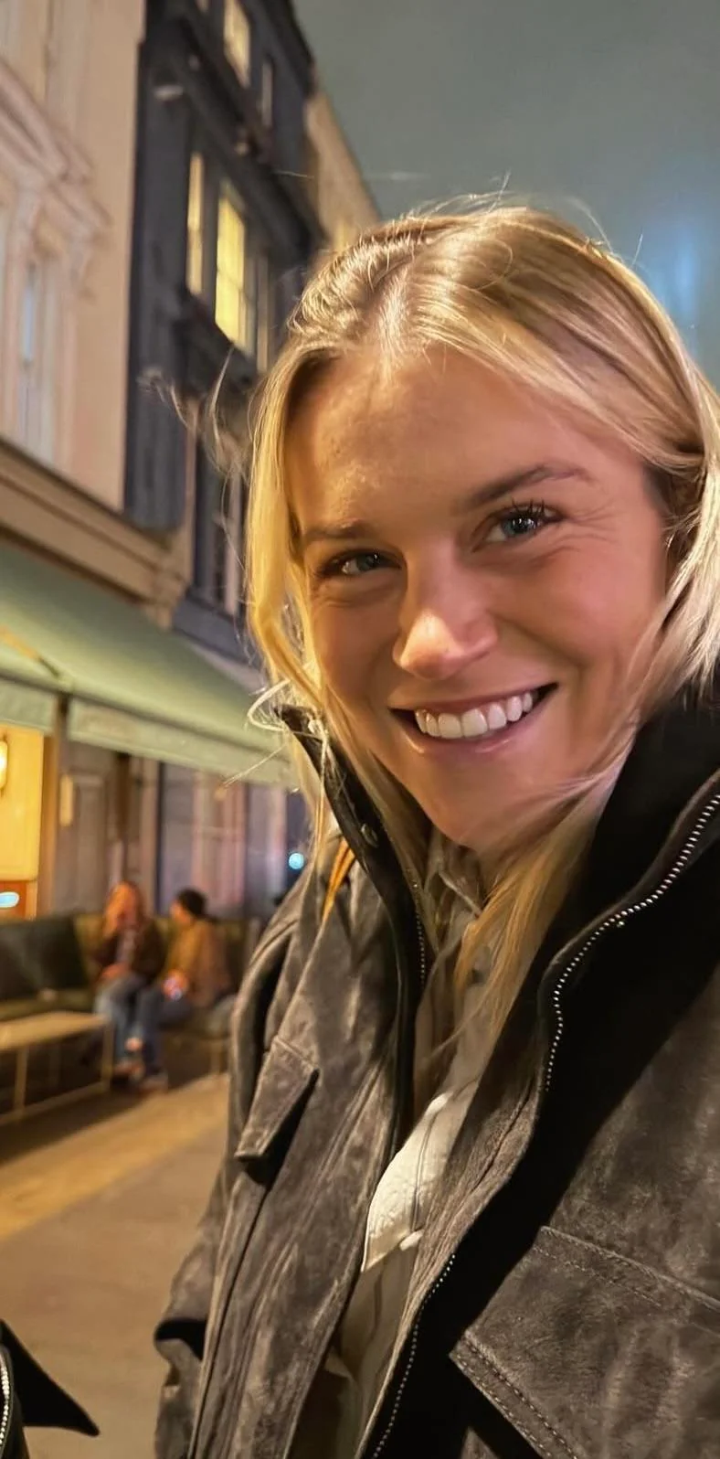 Alessia Russo picture 2 of 2