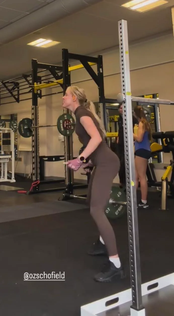 Keely Hodgkinson picture 4 of 5