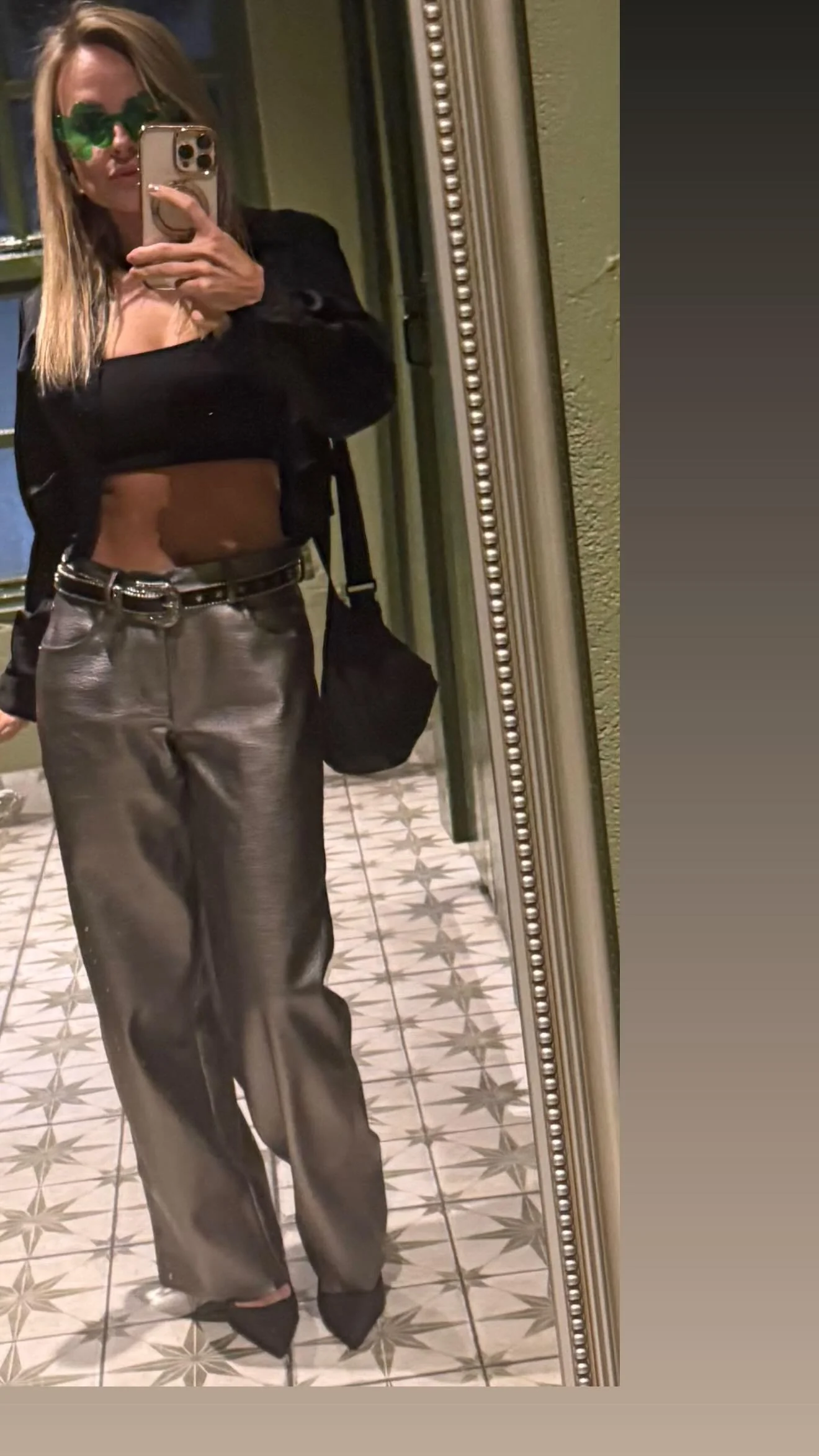 Tina O’Brien picture 1 of 1