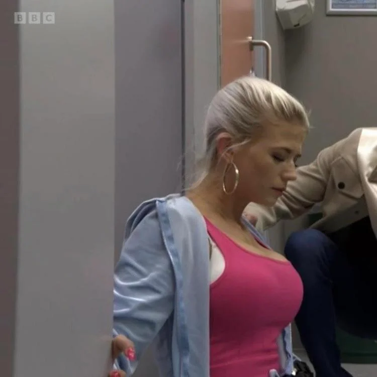 Danielle Harold picture 1 of 4