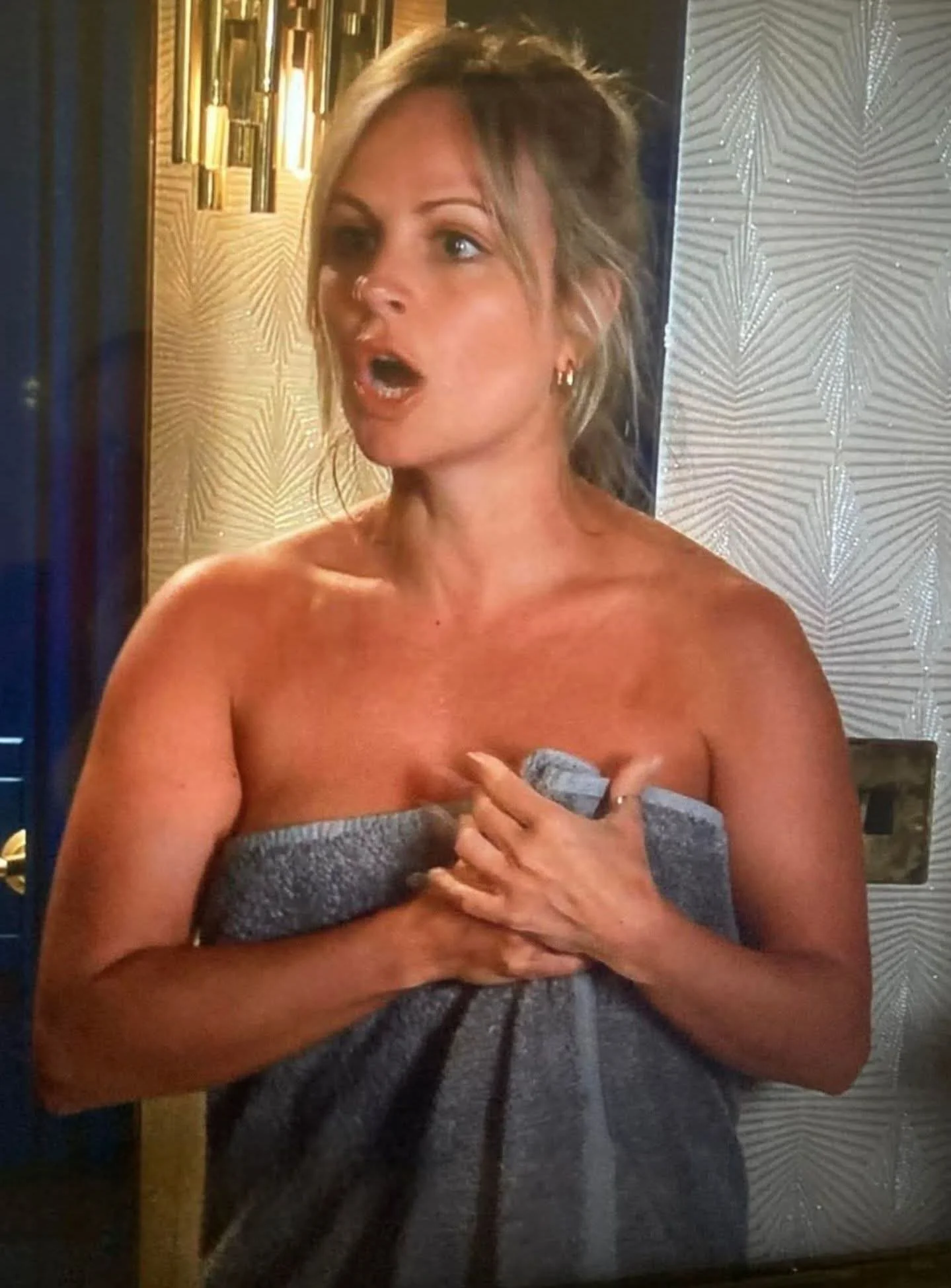 Tina O Brien picture 2 of 3