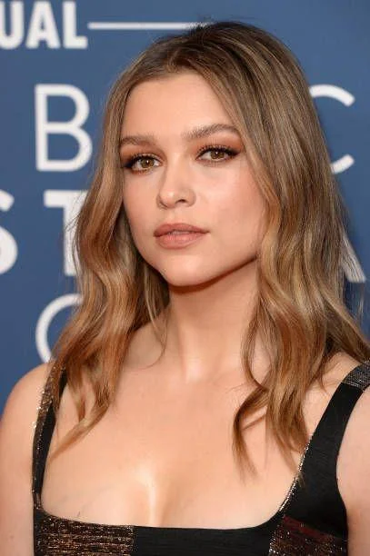 Sophie Cookson picture 1 of 1