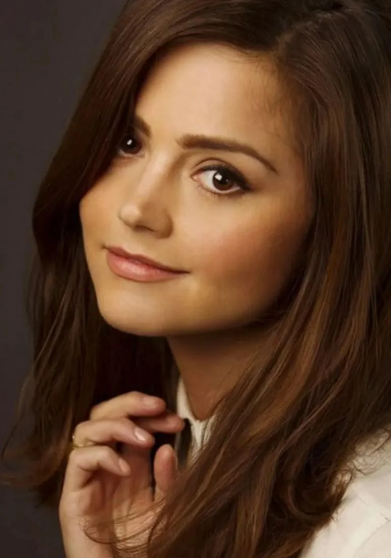 Jenna Coleman picture 1 of 1