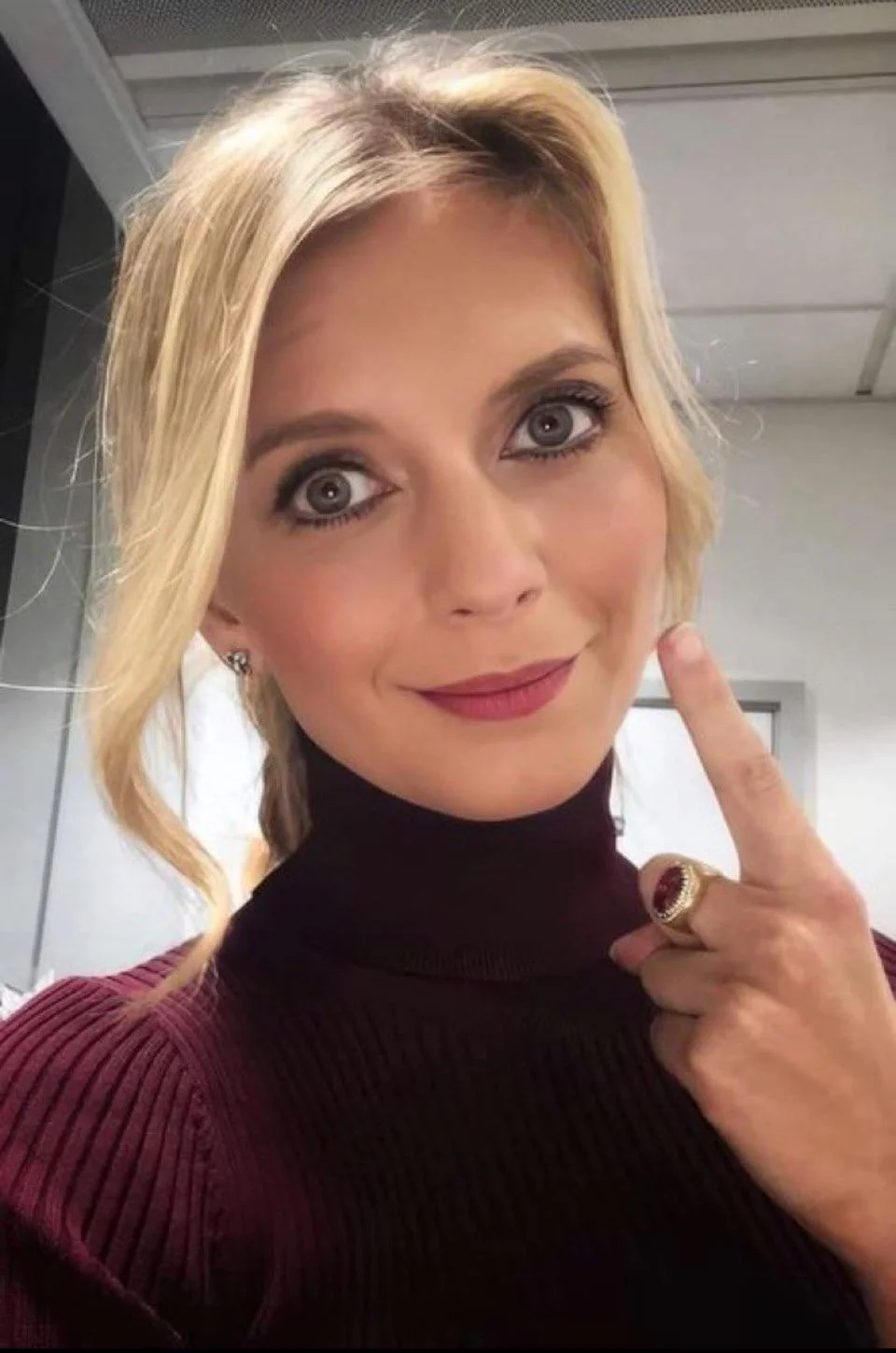 Rachel Riley picture 1 of 1